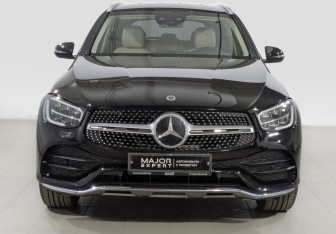 Подержанный автомобиль Mercedes-Benz GLC Coupe 2021 года (2 фото)