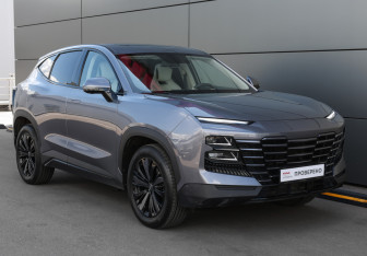 Подержанный автомобиль Jetour Dashing 2023 года (3 фото)