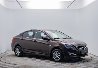 Подержанный автомобиль Hyundai Solaris Sedan 2016 года (3 фото)