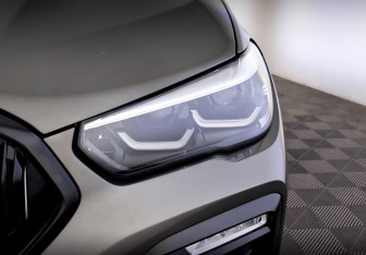 Подержанный автомобиль BMW X6 2020 года (17 фото)