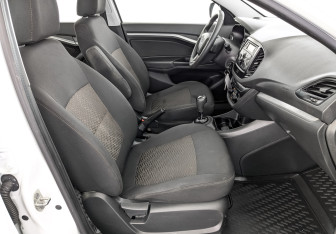 Подержанный автомобиль LADA (ВАЗ) Vesta Sedan 2017 года (24 фото)