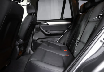 Подержанный автомобиль BMW X3 2013 года (12 фото)