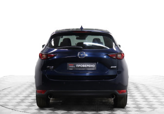 Подержанный автомобиль Mazda CX-5 2018 года (6 фото)