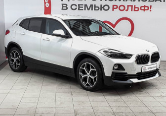 Подержанный автомобиль BMW X2 2019 года (3 фото)