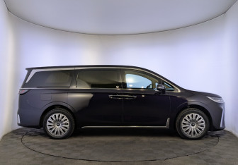 Подержанный автомобиль Voyah Dream 2023 года (4 фото)