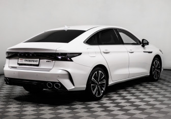 Подержанный автомобиль Chery Arrizo 8 2023 года (5 фото)