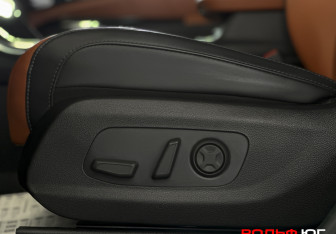 Подержанный автомобиль Kia Carnival 2021 года (16 фото)