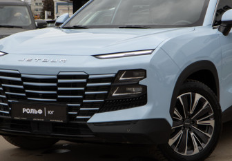 Подержанный автомобиль Jetour Dashing 2023 года (21 фото)