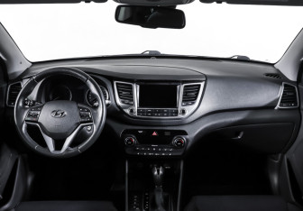 Подержанный автомобиль Hyundai Tucson 2016 года (17 фото)