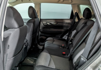 Подержанный автомобиль Nissan X-Trail 2019 года (12 фото)