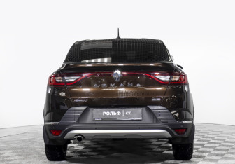 Подержанный автомобиль Renault Arkana 2020 года (5 фото)