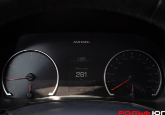 Подержанный автомобиль Haval F7 2020 года (9 фото)