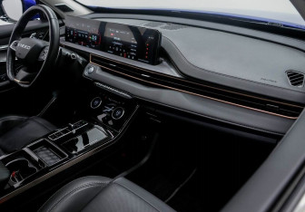 Подержанный автомобиль Exeed LX 2023 года (7 фото)