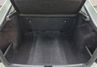 Подержанный автомобиль Skoda Rapid Liftback 2019 года (10 фото)