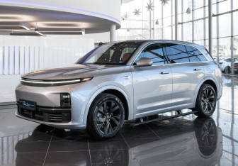 Новый LiXiang L7 2025 (2 фото)