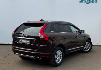 Подержанный автомобиль Volvo XC60 2013 года (8 фото)