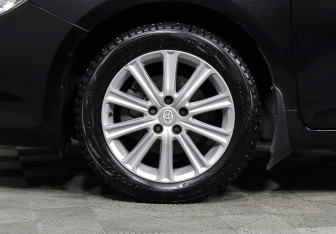 Подержанный автомобиль Toyota Camry Sedan 2016 года (7 фото)