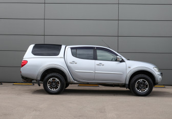 Подержанный автомобиль Mitsubishi L200 2011 года (4 фото)
