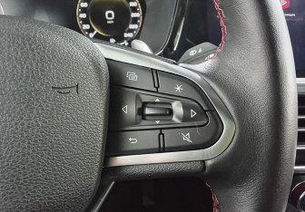 Подержанный автомобиль Geely Tugella 2023 года (17 фото)