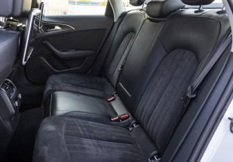 Подержанный автомобиль Audi A6 Sedan 2017 года (14 фото)