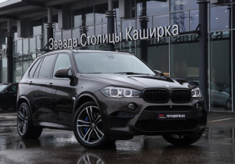 Подержанный автомобиль BMW X5 M 2018 года (29 фото)