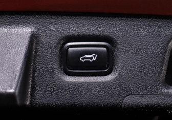 Подержанный автомобиль Hyundai Santa Fe 2018 года (18 фото)