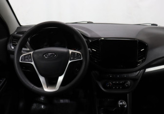 Подержанный автомобиль LADA (ВАЗ) Vesta Wagon 2019 года (13 фото)