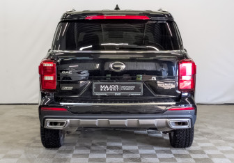 Подержанный автомобиль GAC GS8 2020 года (6 фото)