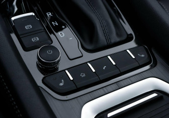 Подержанный автомобиль Chery Tiggo 4 2022 года (9 фото)