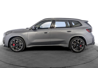 Новый BMW X1 2025 (3 фото)