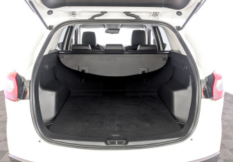 Подержанный автомобиль Mazda CX-5 2016 года (10 фото)