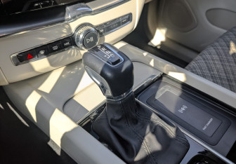 Подержанный автомобиль Volvo XC60 2021 года (27 фото)