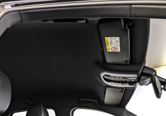 Подержанный автомобиль Porsche Macan 2015 года (23 фото)