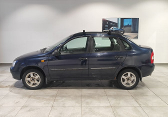 Подержанный автомобиль LADA (ВАЗ) Kalina Sedan 2008 года (8 фото)