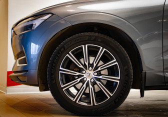 Подержанный автомобиль Volvo XC60 2021 года (31 фото)