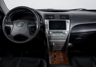 Подержанный автомобиль Toyota Camry Sedan 2008 года (12 фото)