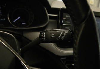 Подержанный автомобиль Skoda Rapid Liftback 2022 года (17 фото)