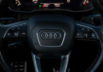 Подержанный автомобиль Audi Q3 Sportback 2020 года (19 фото)