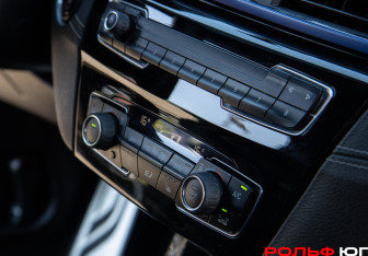 Подержанный автомобиль BMW X2 2019 года (15 фото)