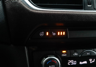 Подержанный автомобиль Mazda 6 Sedan 2017 года (18 фото)