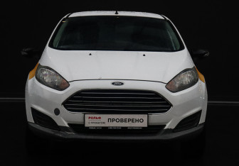 Подержанный автомобиль Ford Fiesta Sedan 2016 года (2 фото)