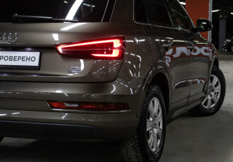 Подержанный автомобиль Audi Q3 2016 года (23 фото)