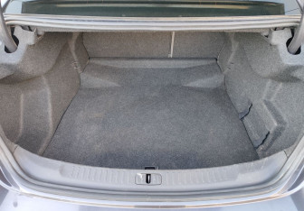 Подержанный автомобиль Chevrolet Malibu Sedan 2012 года (11 фото)