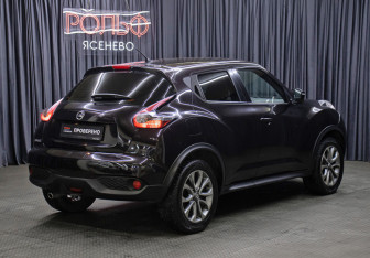 Подержанный автомобиль Nissan Juke 2014 года (5 фото)
