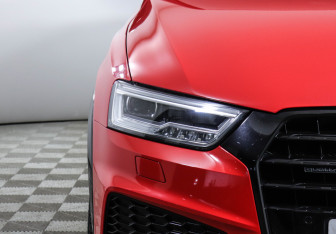 Подержанный автомобиль Audi Q3 2017 года (14 фото)