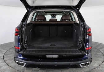 Новый BMW X5 2025 (9 фото)