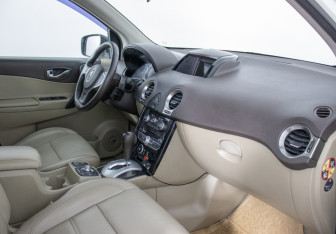 Подержанный автомобиль Renault Koleos 2013 года (9 фото)