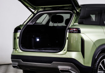 Подержанный автомобиль Jaecoo J7 2023 года (21 фото)