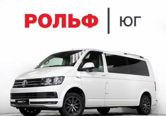 Подержанный автомобиль Volkswagen Caravelle 2018 года (30 фото)