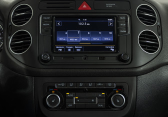 Подержанный автомобиль Volkswagen Golf Plus 2011 года (13 фото)